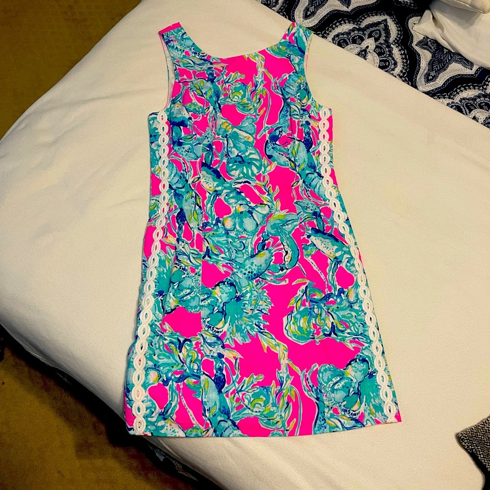 Lilly Pulitzer 
Dress- Size 2